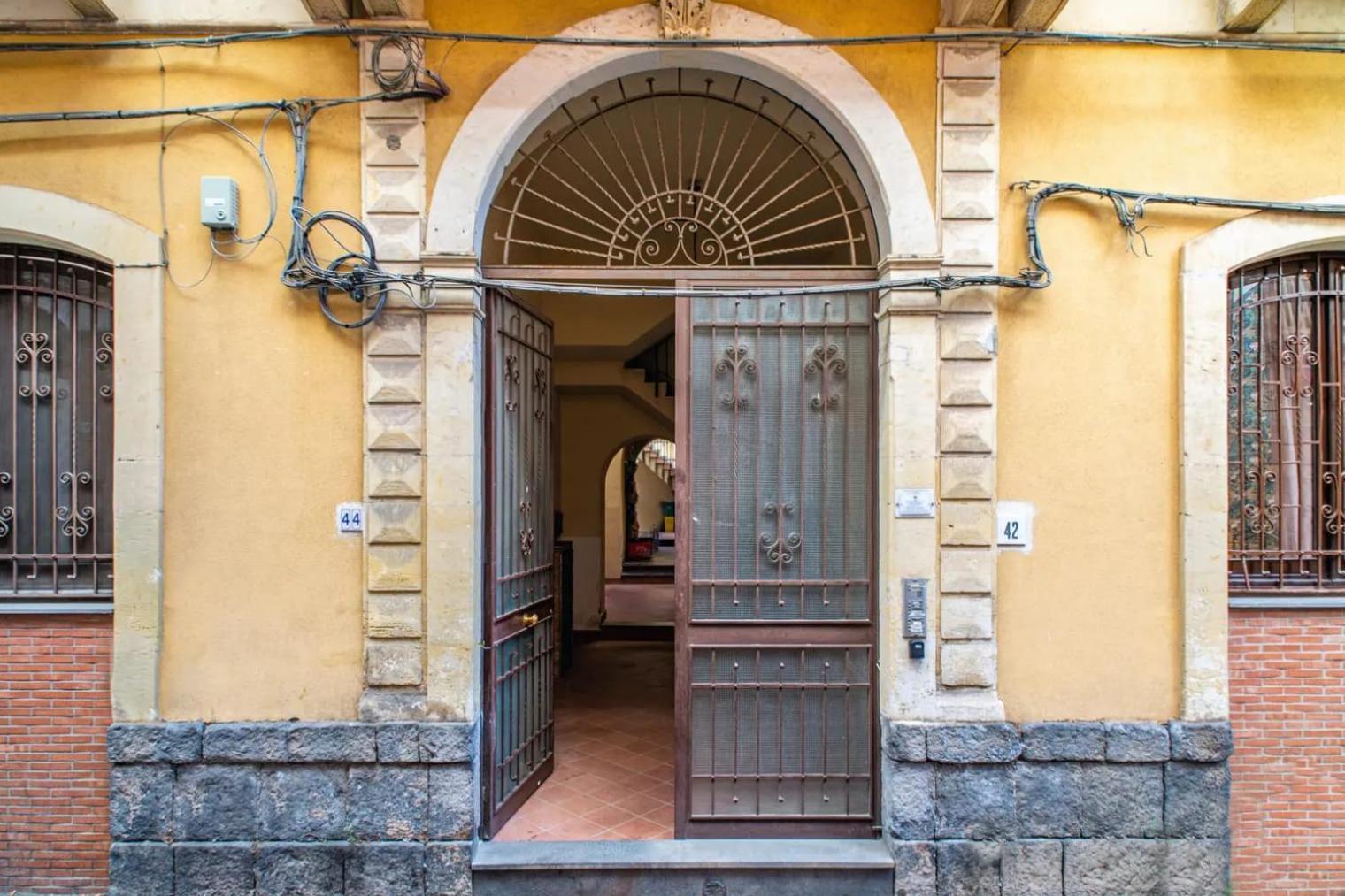 Home City Town Catania Exterior photo